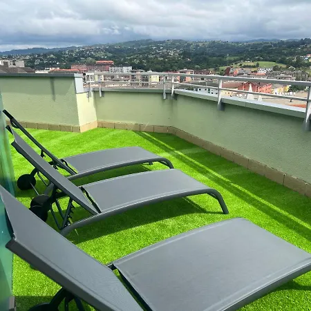 Bonito Atico Zona Hospital Con Garaje Apartment Oviédo