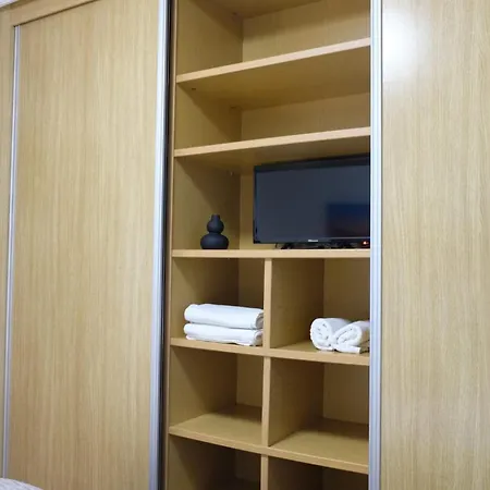 Apartment Bonito Atico Zona Hospital Con Garaje *