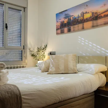 Bonito Atico Zona Hospital Con Garaje Apartment