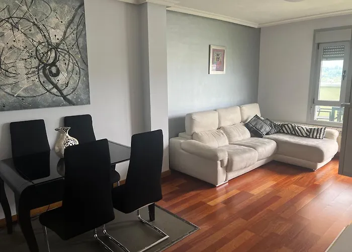 Bonito Atico Zona Hospital Con Garaje *