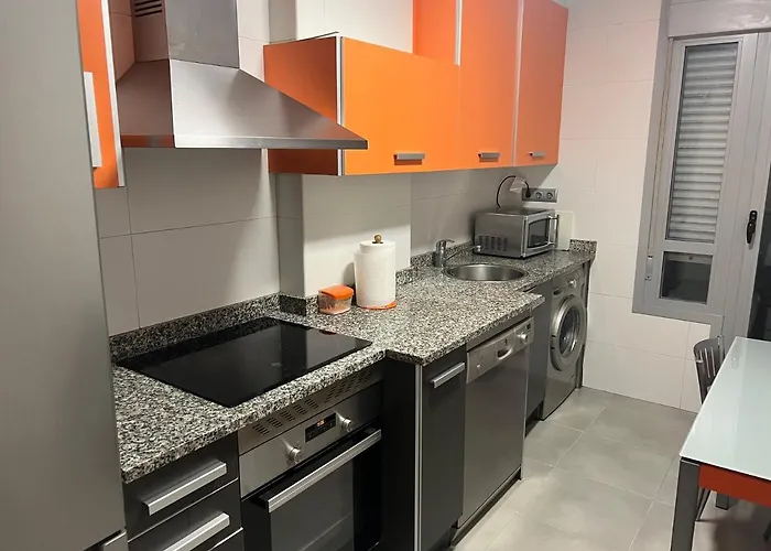 Apartment Bonito Atico Zona Hospital Con Garaje