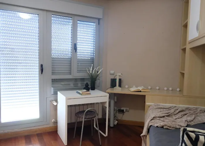 Apartment Bonito Atico Zona Hospital Con Garaje Oviédo