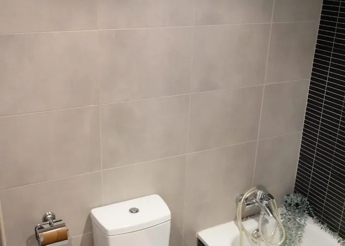 Bonito Atico Zona Hospital Con Garaje